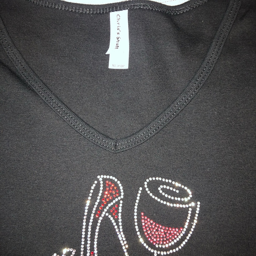 Chris’s Stuff Wine & Stiletto T-shirt - Picture 5 of 8